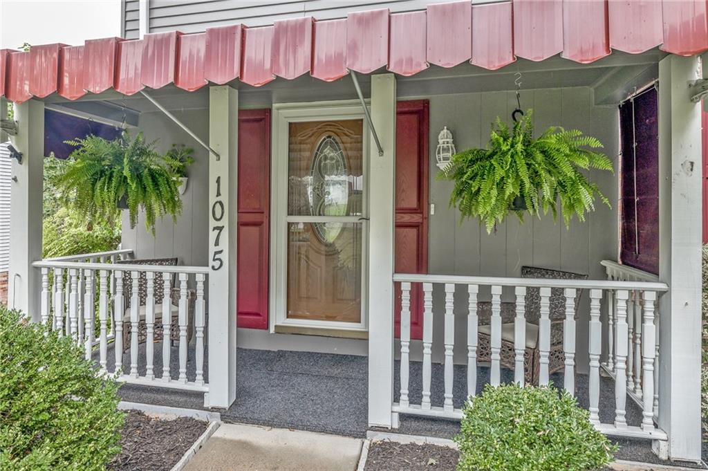 1075 Highfield Road Bethel Park, PA 15102 - Photo 4 of 25 Gallery Image 4