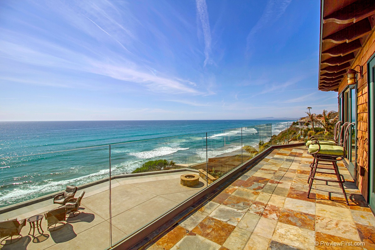 554 Neptune Avenue Encinitas, CA 92024 - Photo 12 of 24 Gallery Image 12