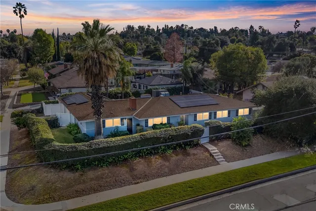 $869,000 | 1235 West Cypress Avenue, Redlands, CA 92373
