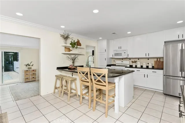 $869,000 | 1235 West Cypress Avenue, Redlands, CA 92373