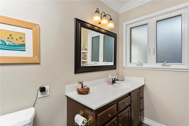 $869,000 | 1235 West Cypress Avenue, Redlands, CA 92373