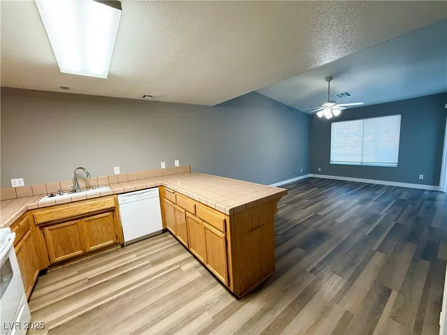 $1,450 | 452 Comstock Avenue, Pahrump, NV 89048