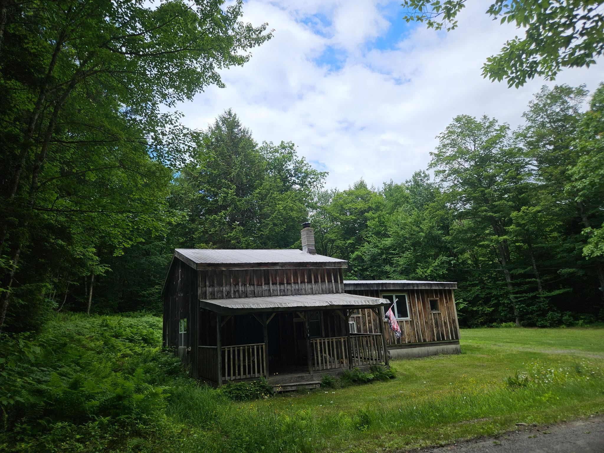 279 North Street Dover, VT 05341 - Photo 4 of 23
