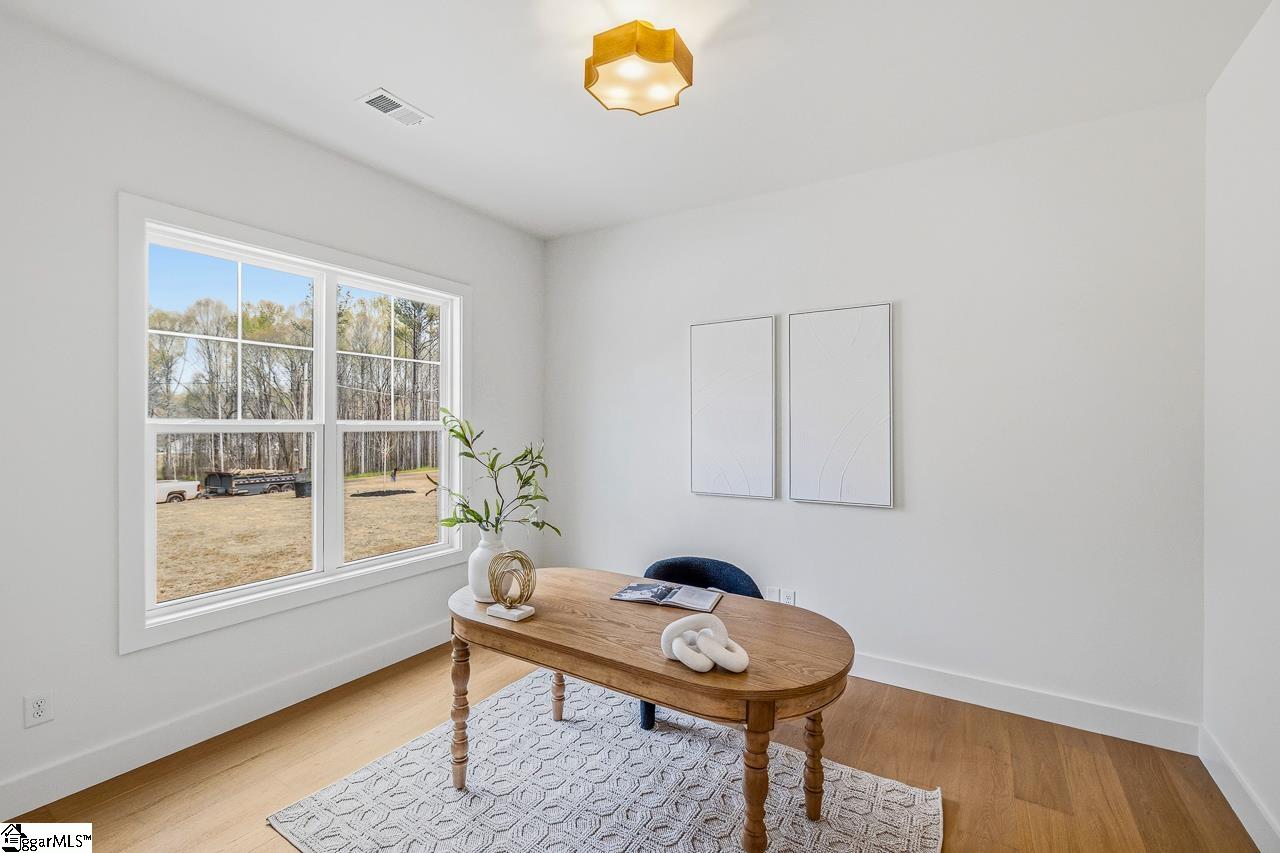 329 Thompson Road Taylors, SC 29687 - Photo 27 of 47 Gallery Image 27