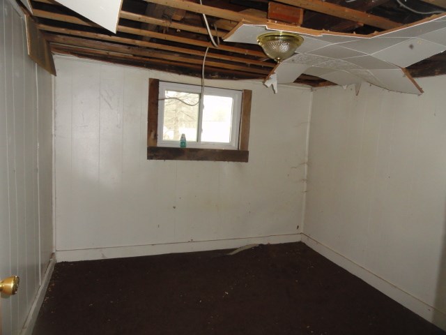 88 Reed Street Warwick, RI 02886 - Photo 14 of 25