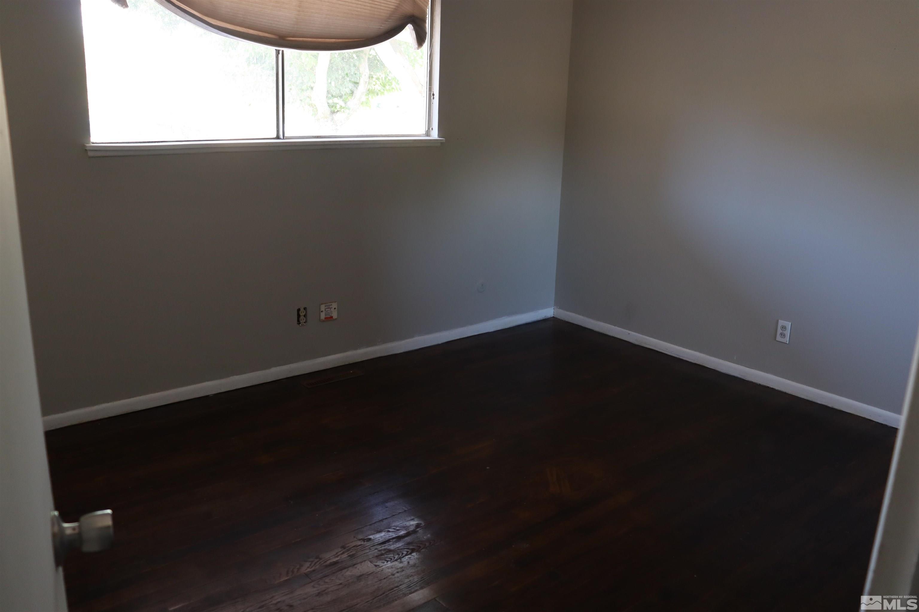 2650 Apollo Way Reno, NV 89503 - Photo 19 of 36 a view of a window in a room