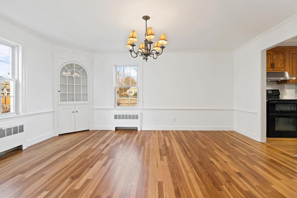 17 Canterbury Road Marblehead, MA 01945 - Photo 10 of 32 Gallery Image 10