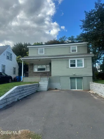 $400,000 | 92 Fleetwood Avenue, Albany, NY 12209