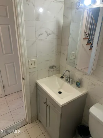 $400,000 | 92 Fleetwood Avenue, Albany, NY 12209