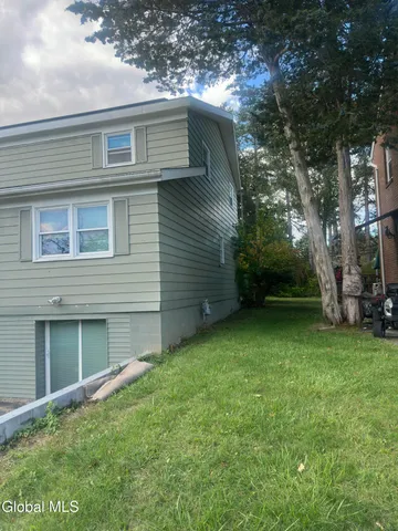 $400,000 | 92 Fleetwood Avenue, Albany, NY 12209
