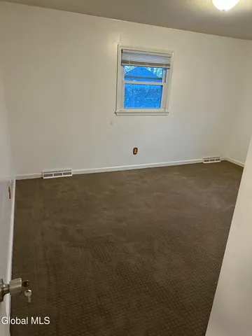 $400,000 | 92 Fleetwood Avenue, Albany, NY 12209