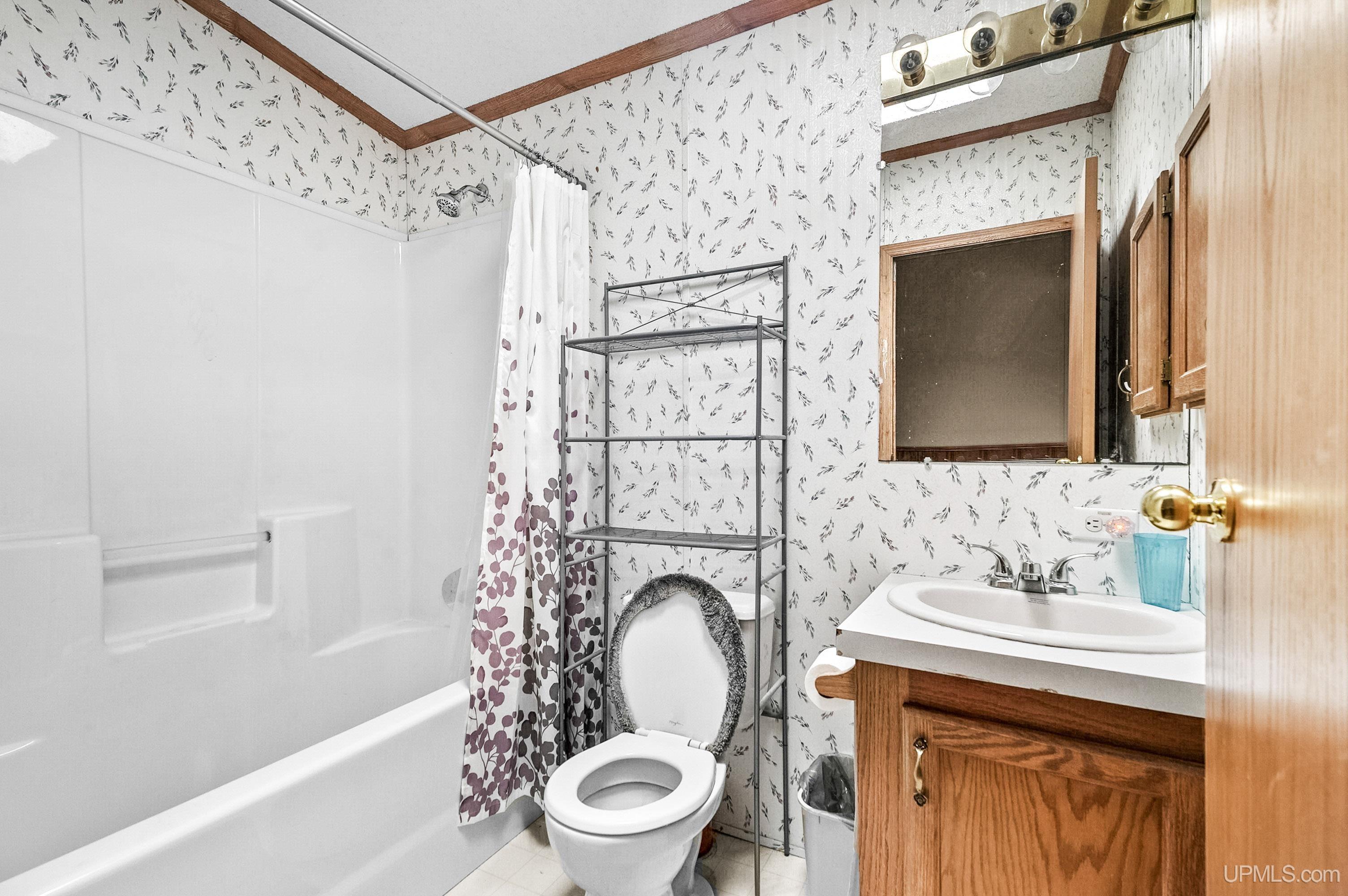 16022 Liminga Road Houghton, MI 49931 - Photo 16 of 35