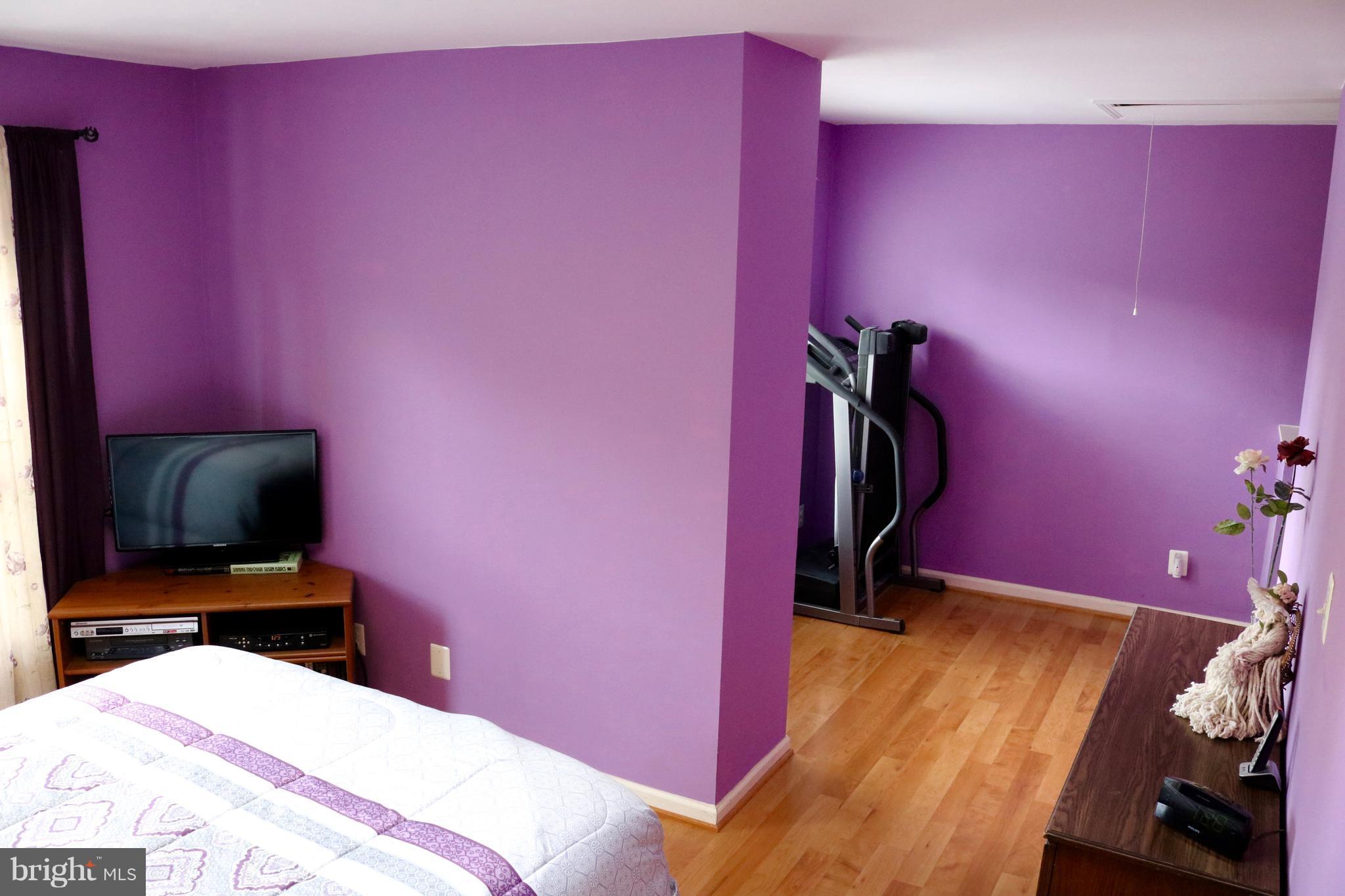 6033 Sunset Ridge Court Centreville, VA 20121 - Photo 18 of 21 Bedroom (Master)
