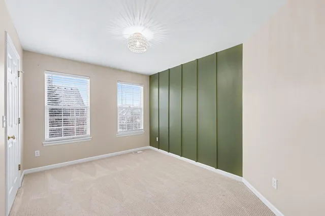 $274,900 | 56607 Long Island Drive, Utica, MI 48316