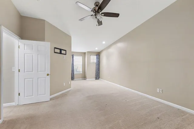 $274,900 | 56607 Long Island Drive, Utica, MI 48316