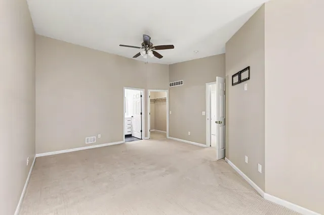 $274,900 | 56607 Long Island Drive, Utica, MI 48316