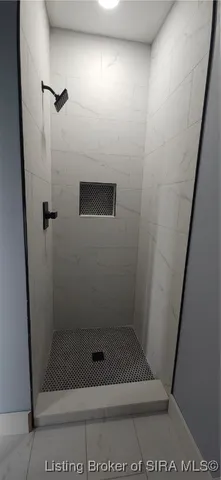 $199,900 | 220 West 8th Street, New Albany, IN 47150