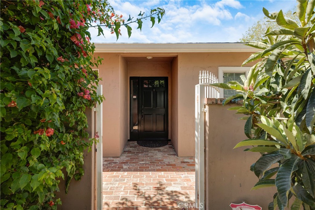 19000 Strathern Street Reseda, CA 91335 - Photo 7 of 42