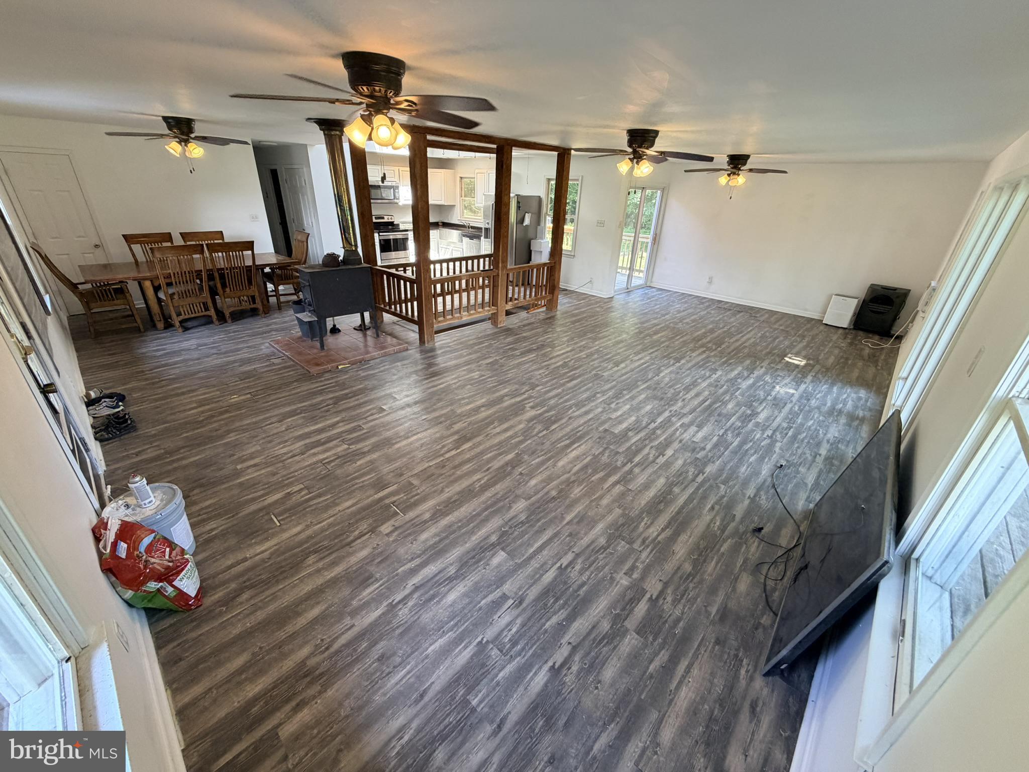586 Zeitler Road Elkton, MD 21921 - Photo 9 of 55 Spacious, airy living area awaits you.