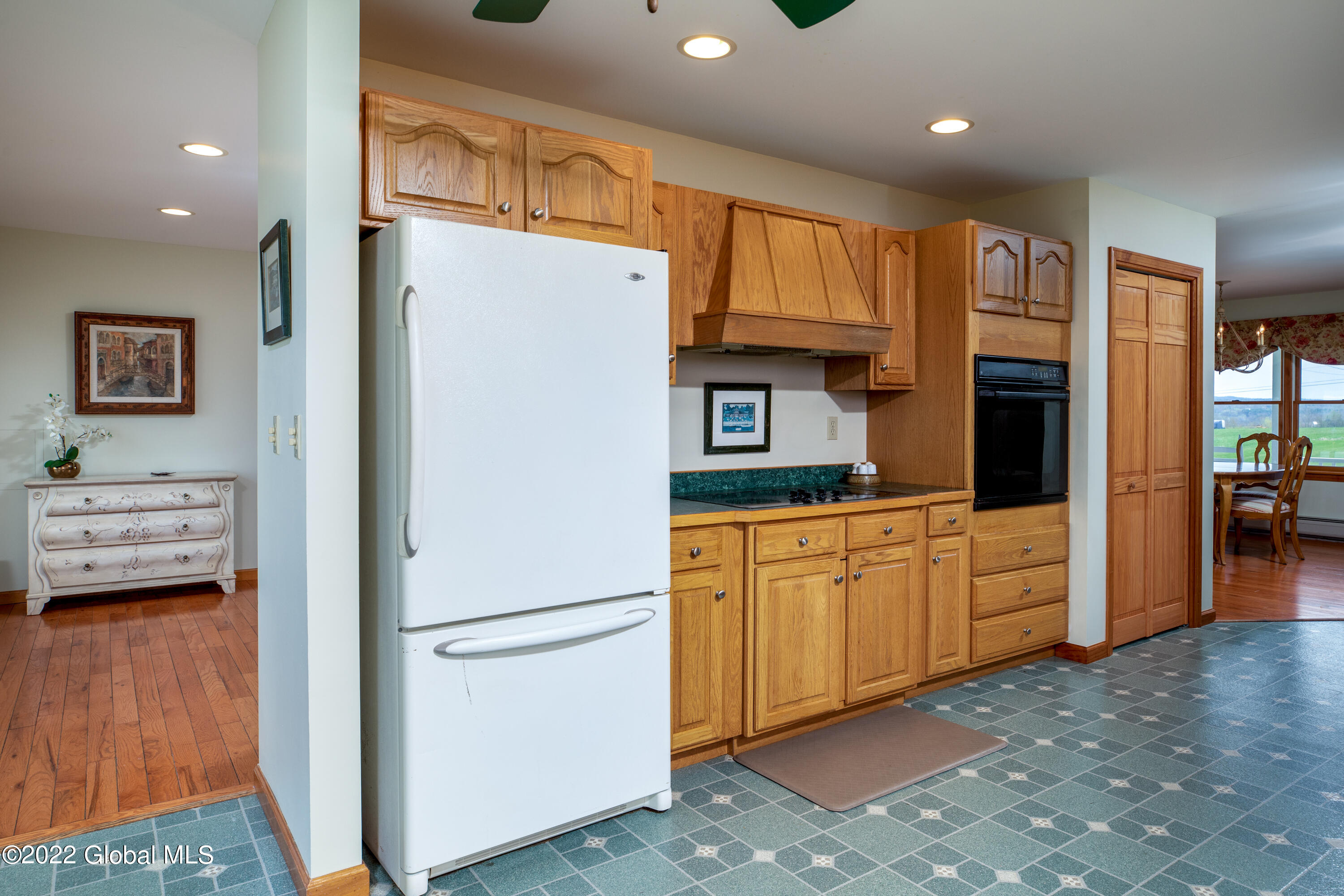 331 E Road Fort Edward, NY 12828 - Photo 13 of 41 331East-13