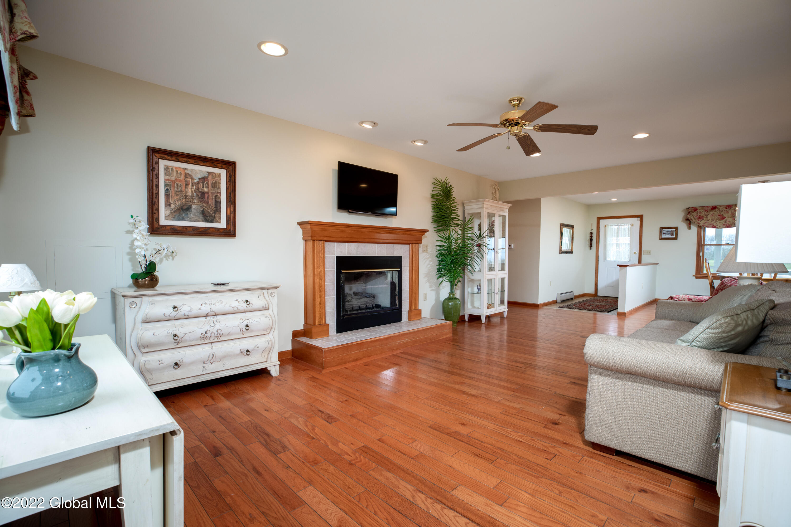 331 E Road Fort Edward, NY 12828 - Photo 14 of 41 331East-14