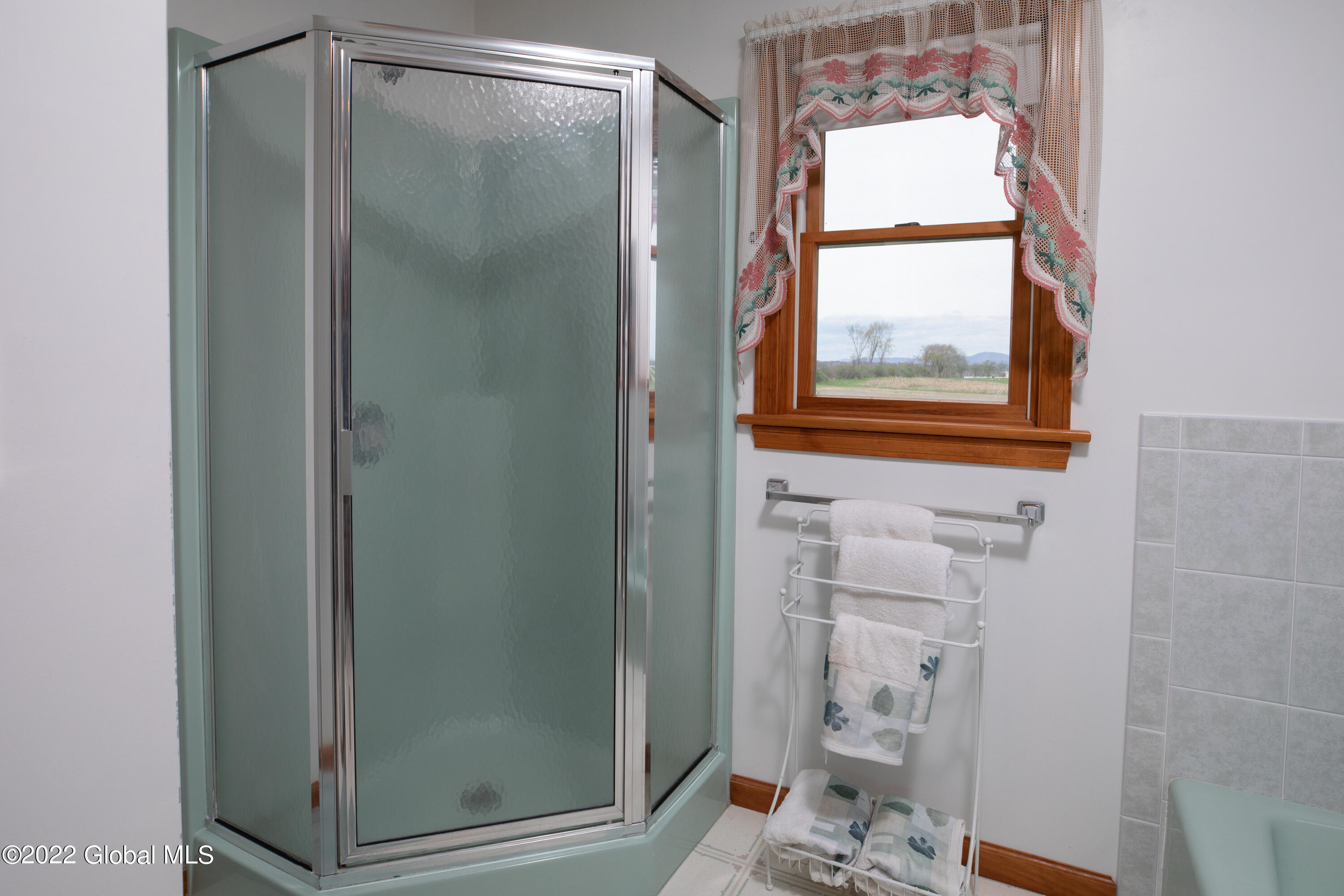 331 E Road Fort Edward, NY 12828 - Photo 20 of 41 331East-20