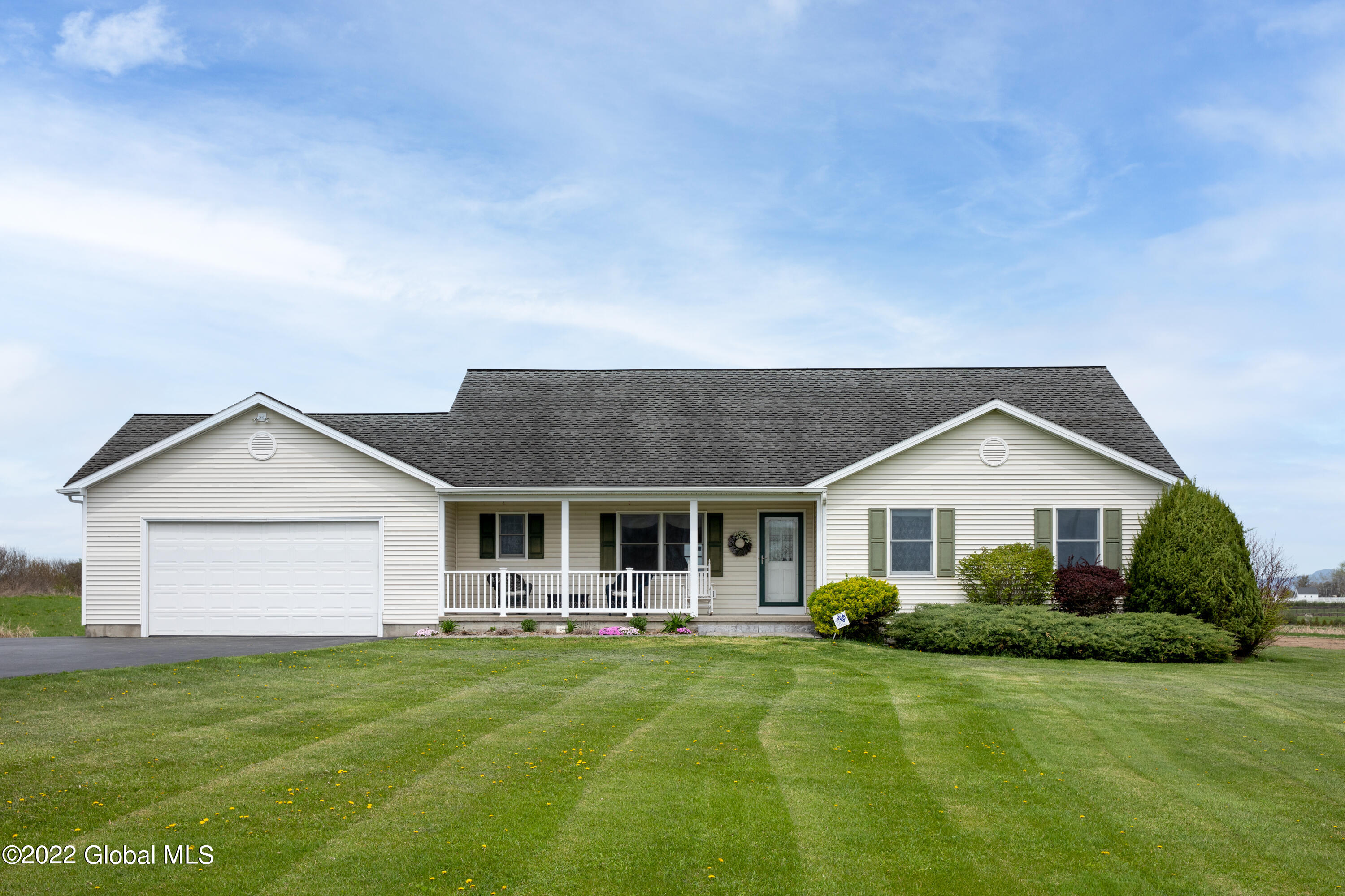 331 E Road Fort Edward, NY 12828 - Photo 4 of 41 331East-4