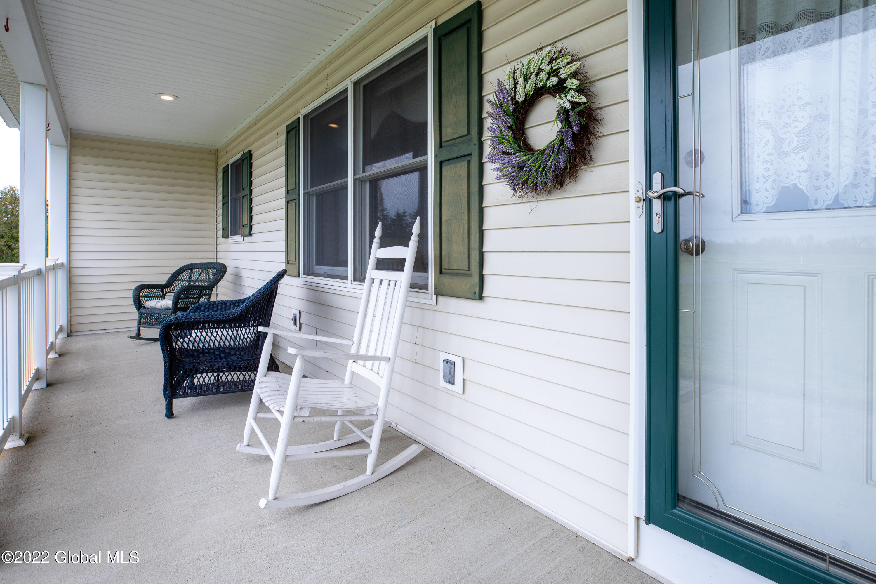 331 E Road Fort Edward, NY 12828 - Photo 6 of 41 331East-6