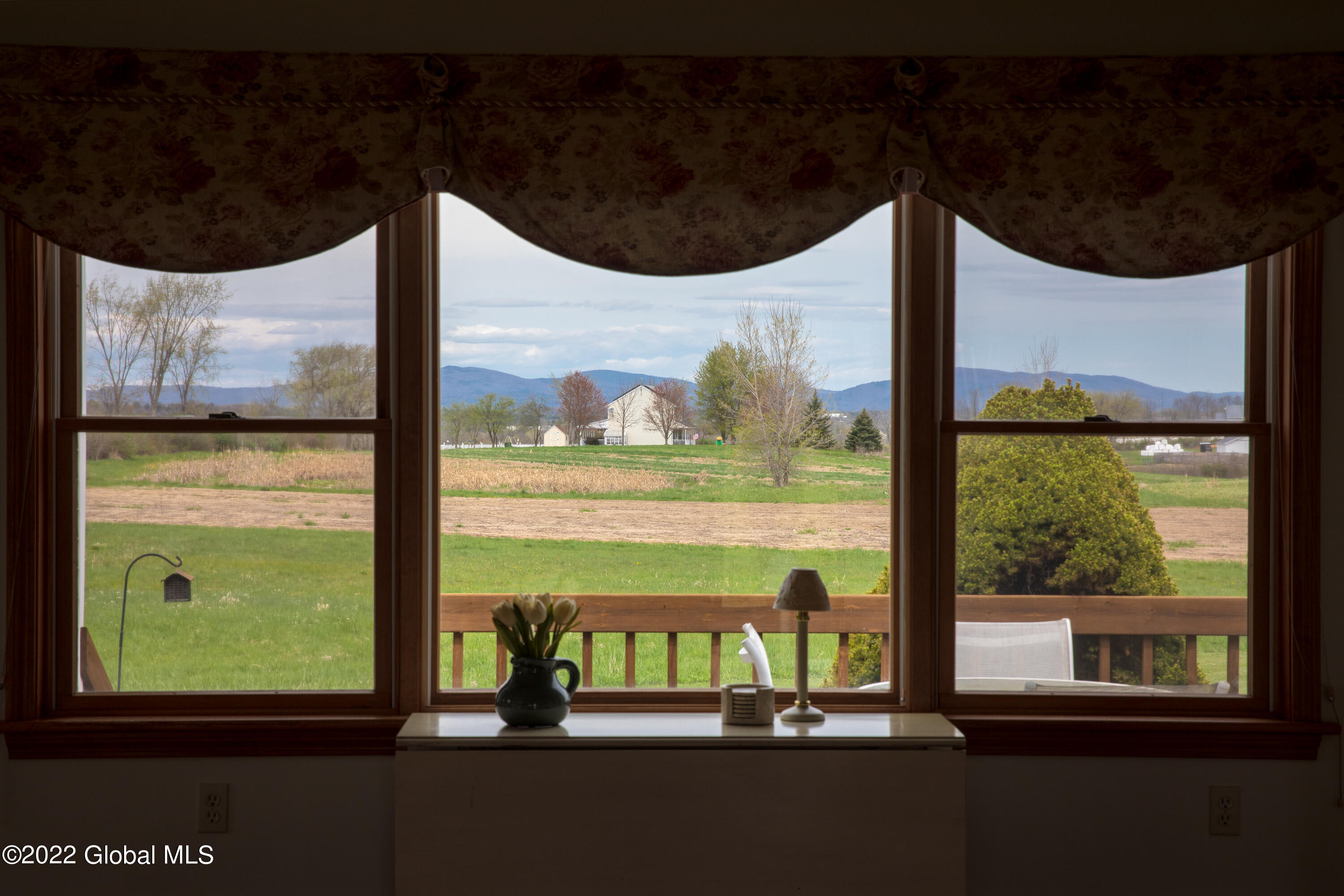 331 E Road Fort Edward, NY 12828 - Photo 9 of 41 331East-9