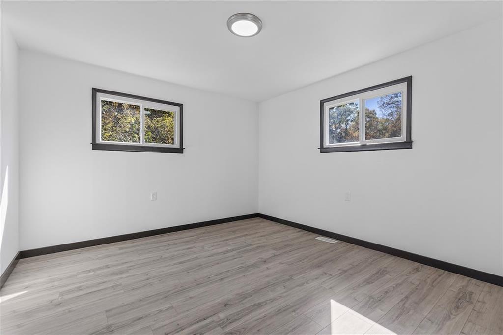 1090 Indiana Road Verona, PA 15147 - Photo 16 of 28 Gallery Image 16
