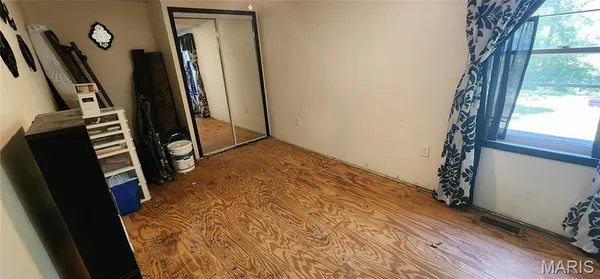 $135,000 | 8739 Shawneetown Trail, Chester, IL 62233