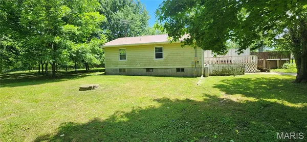 $135,000 | 8739 Shawneetown Trail, Chester, IL 62233