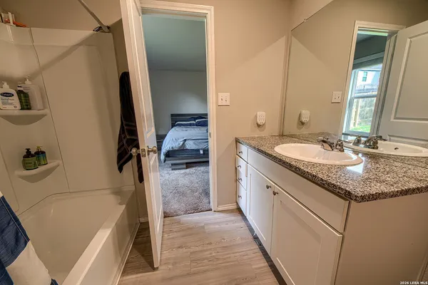 $1,500 | 14014 Homestead Way, San Antonio, TX 78252