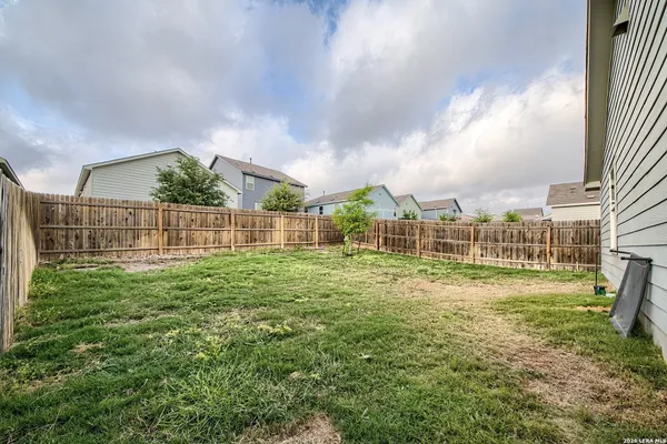 $1,500 | 14014 Homestead Way, San Antonio, TX 78252