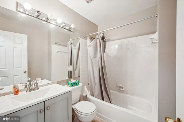 $440,000 | 9469 Clocktower Lane, Columbia, MD 21046