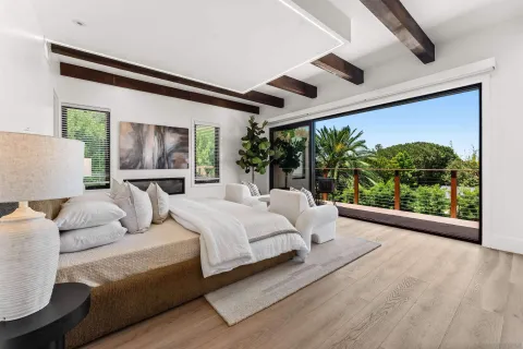 $3,890,000 | 2451 Malibu Way, Del Mar, CA 92014