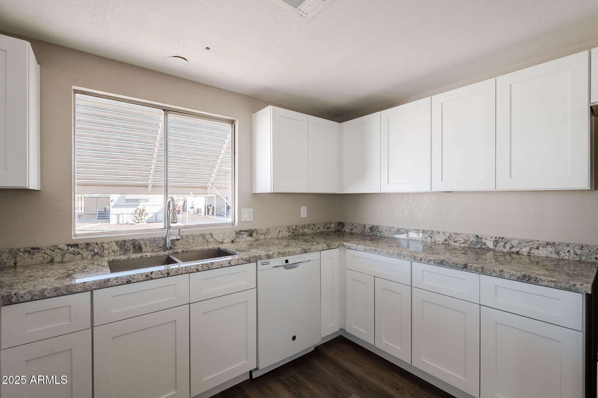 11435 East Apache Trail, Unit 23 Apache Junction, AZ 85120 - Photo 4 of 22 12-web-or-mls-Apache Trail-12