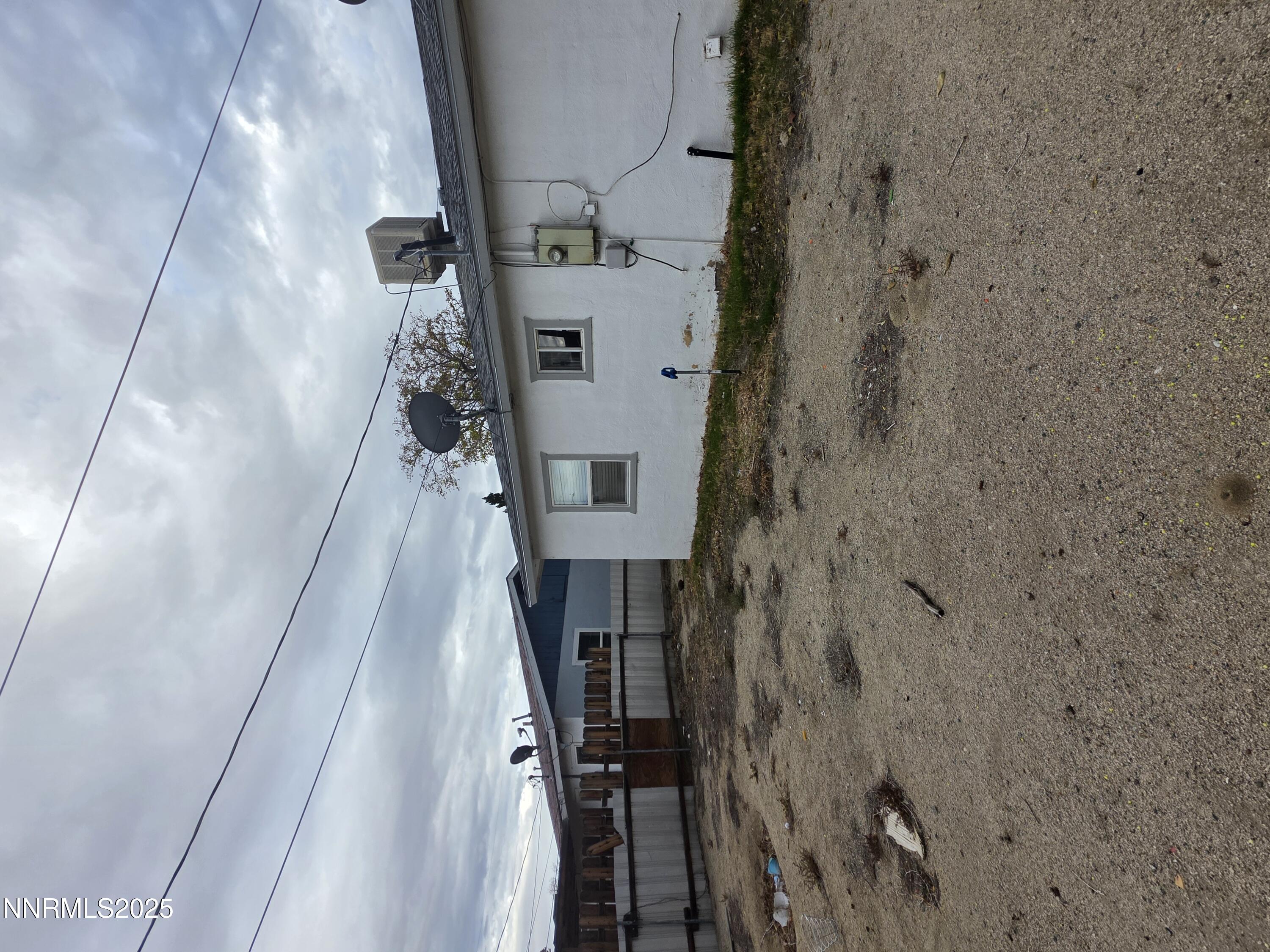 107 English Street Hawthorne, NV 89415 - Photo 21 of 21 a bathroom with a shower