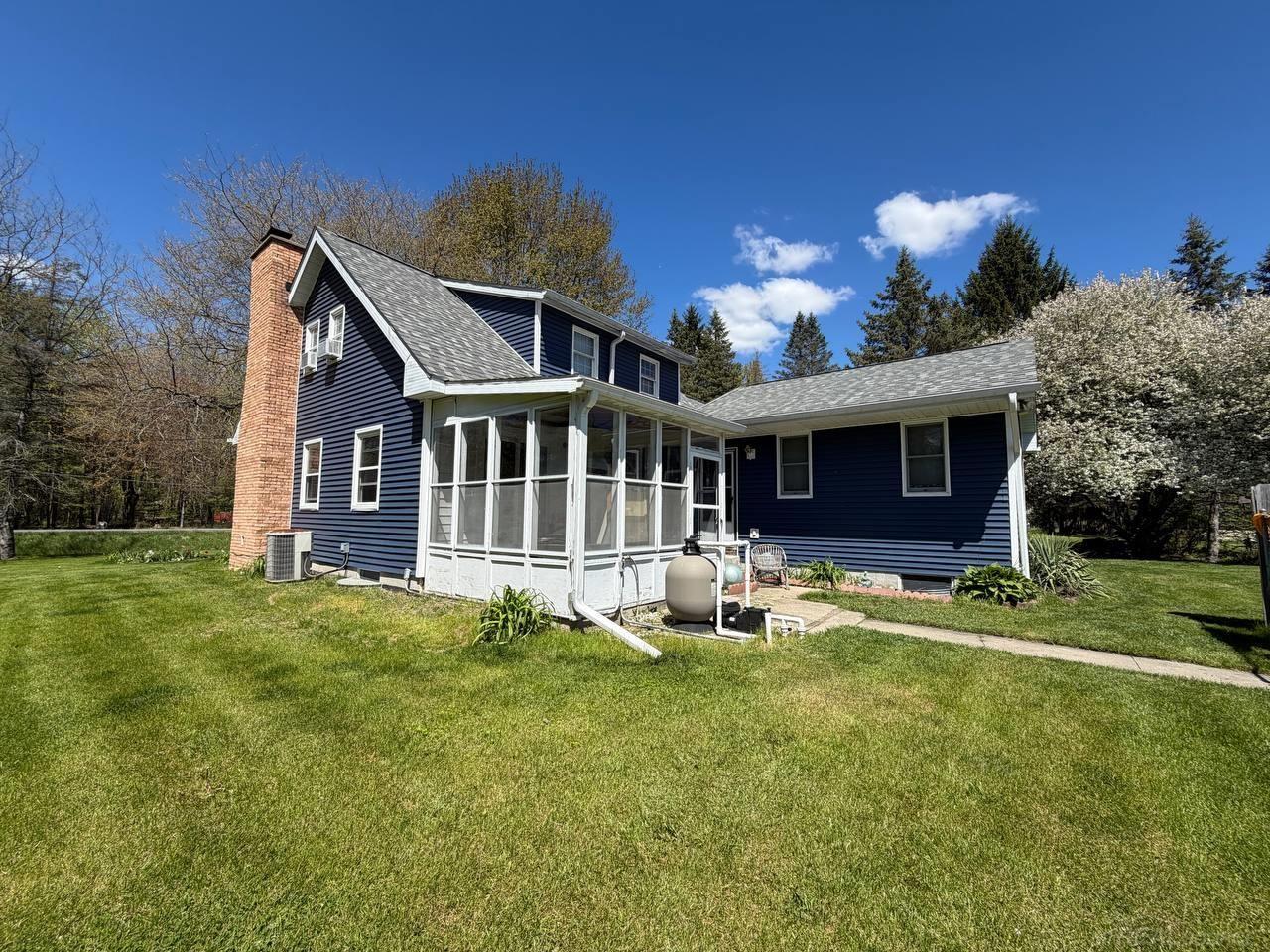 2206 North 5 Mile Road Midland, MI 48642 - Photo 3 of 26