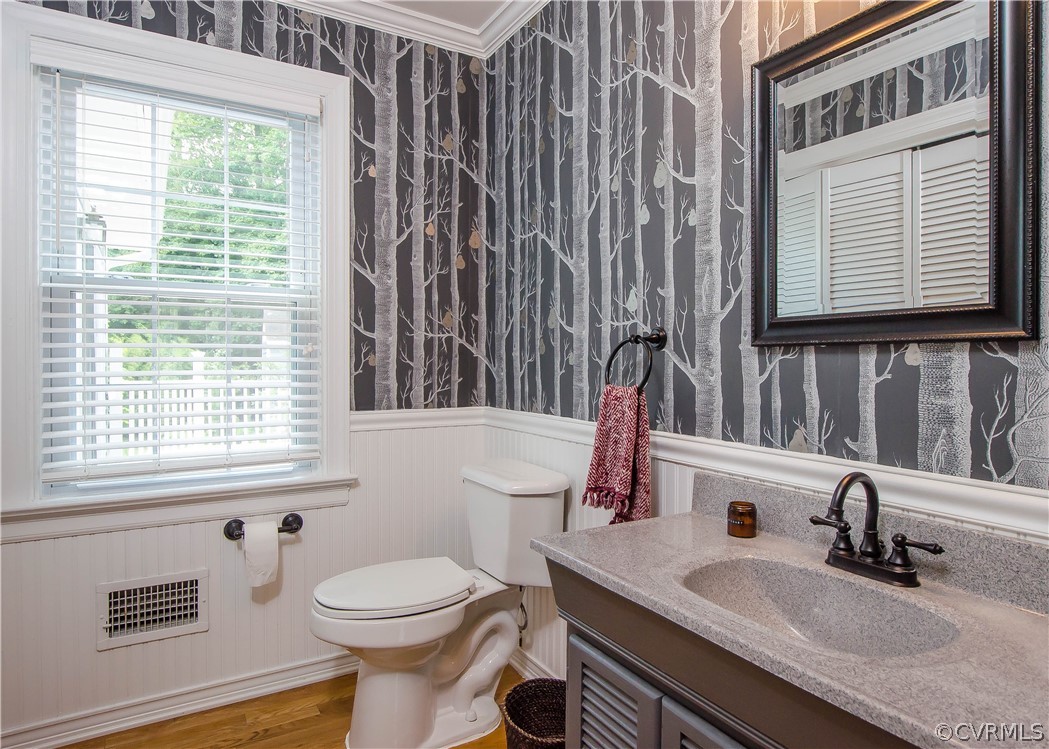 7901 Brown Road North Chesterfield, VA 23235 - Photo 17 of 33 Powder room