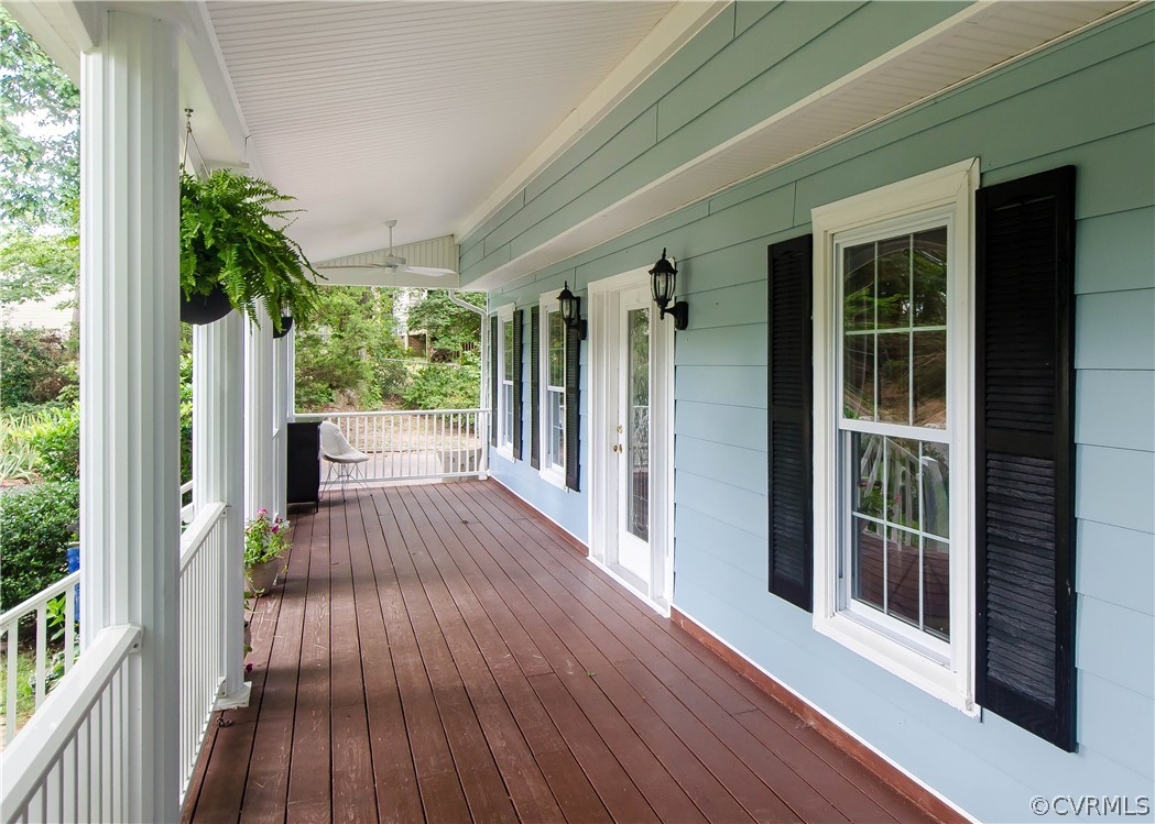 7901 Brown Road North Chesterfield, VA 23235 - Photo 3 of 33 Another view of the full front porch