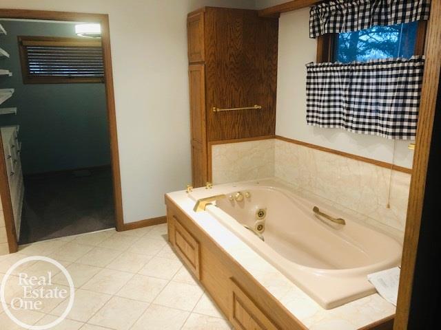 3029 Vincent Road North Street, MI 48049 - Photo 38 of 62 50032298-37.JPG