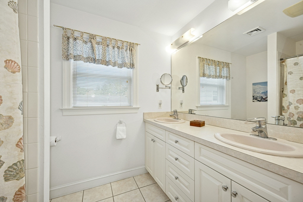 69 Bridge Street Lexington, MA 02421 - Photo 28 of 38 Gallery Image 28