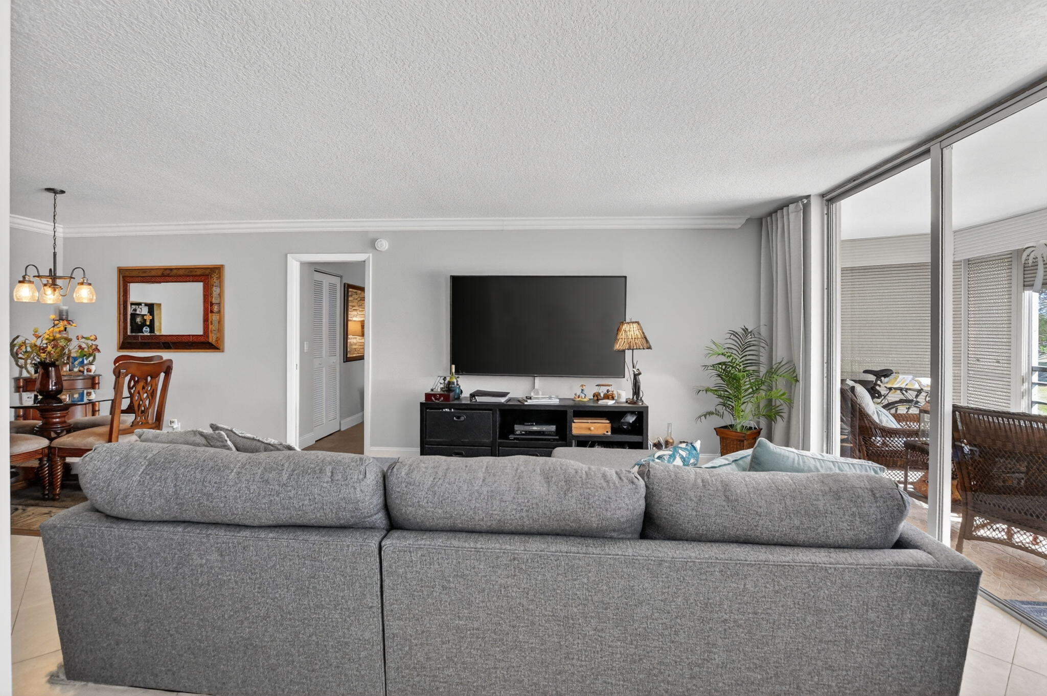 6300 Northwest 2nd Avenue, Unit 306 Boca Raton, FL 33487 - Photo 14 of 43 12-web-or-mls-DSC_4971