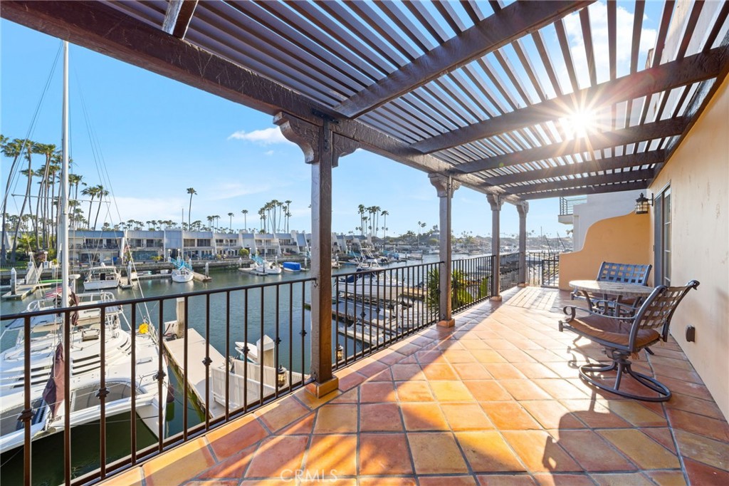 6 Green Turtle Road Coronado, CA 92118 - Photo 34 of 56 Primary Suite Terrace Patio