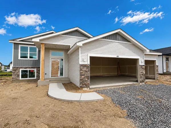 $363,720 | 803 Hopkins Lane, Buffalo, MN 55313
