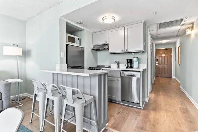 $165,000 | 2301 North Ocean Boulevard, Unit 907, Myrtle Beach, SC 29577