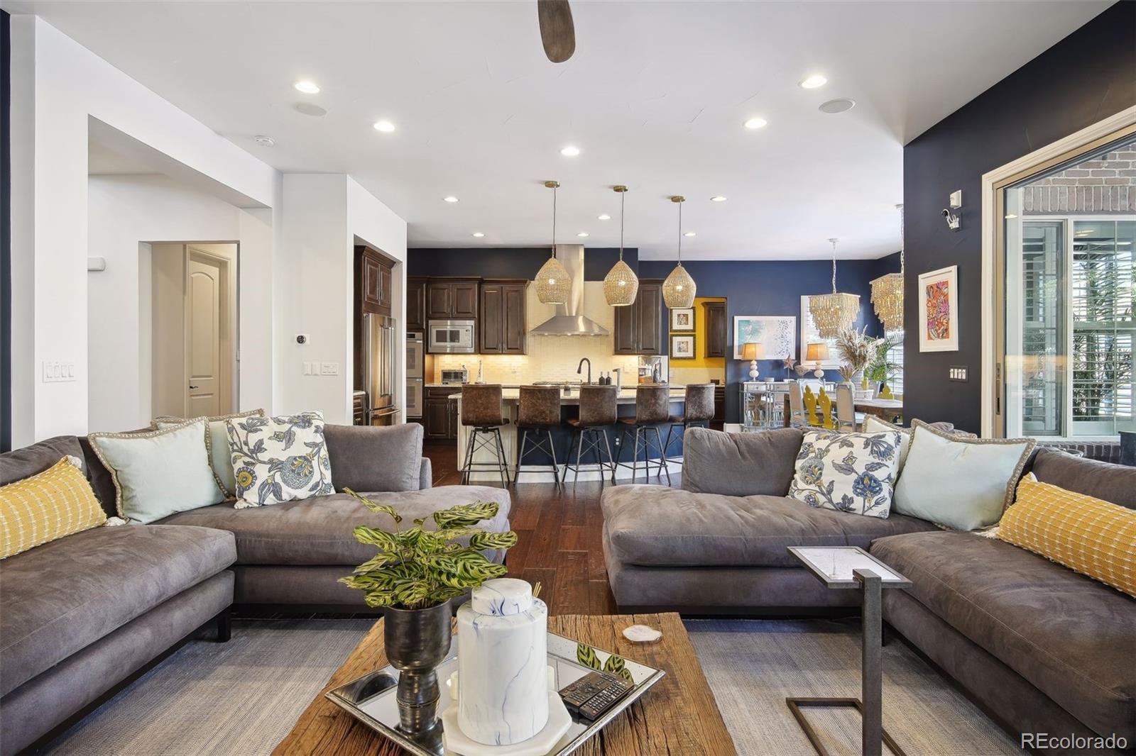 5925 South Olive Circle Centennial, CO 80111 - Photo 13 of 40