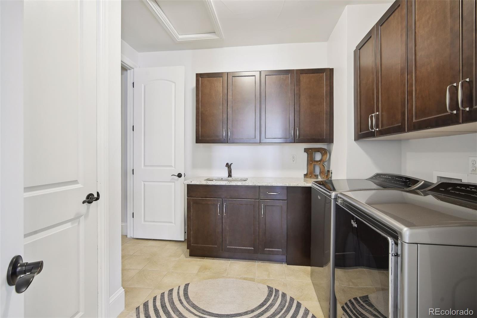 5925 South Olive Circle Centennial, CO 80111 - Photo 24 of 40