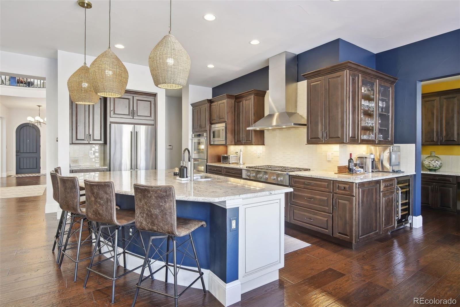 5925 South Olive Circle Centennial, CO 80111 - Photo 9 of 40